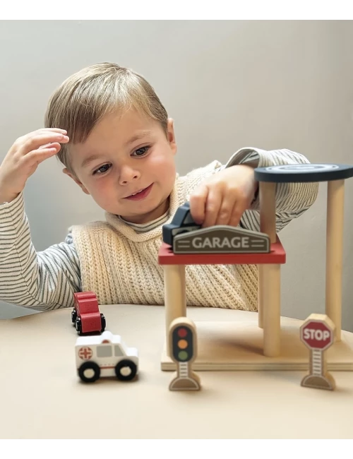 Garage avec voitures