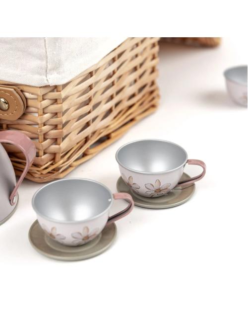 Set de thé en metal foret dans valise en osier