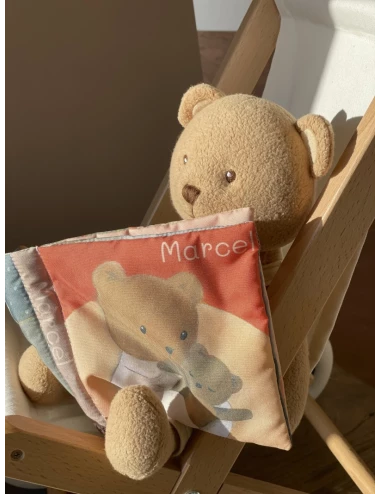 Marcel livre en tissu